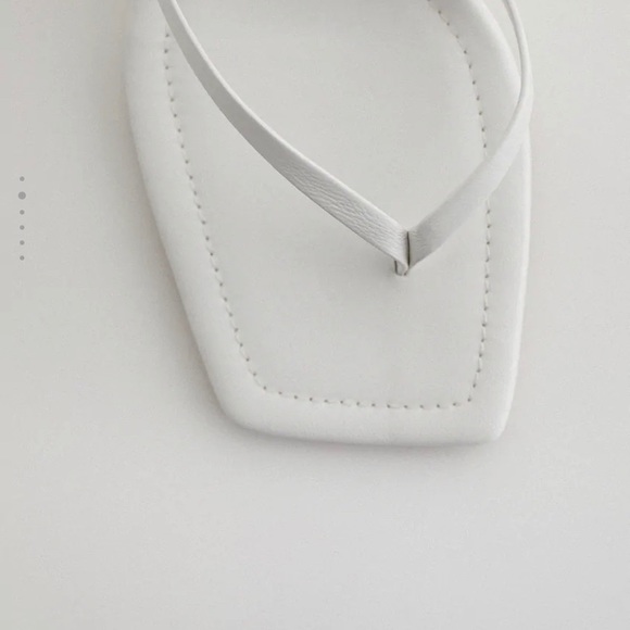 ISO leather high heel square toe sandals - Picture 2 of 2